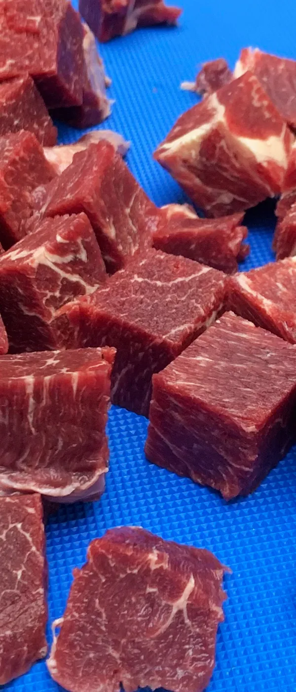 Cortadora de carne en tiras y cubos